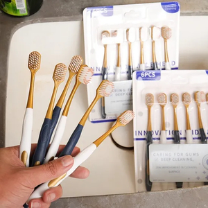 Plastic Manual Toothbrush for Daily Oral Care