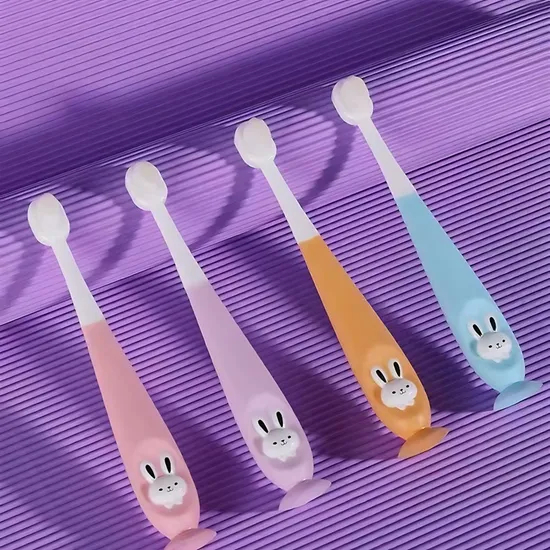 Best-Selling Medium Bristle Plastic Children's Toothbrush and High Quality
